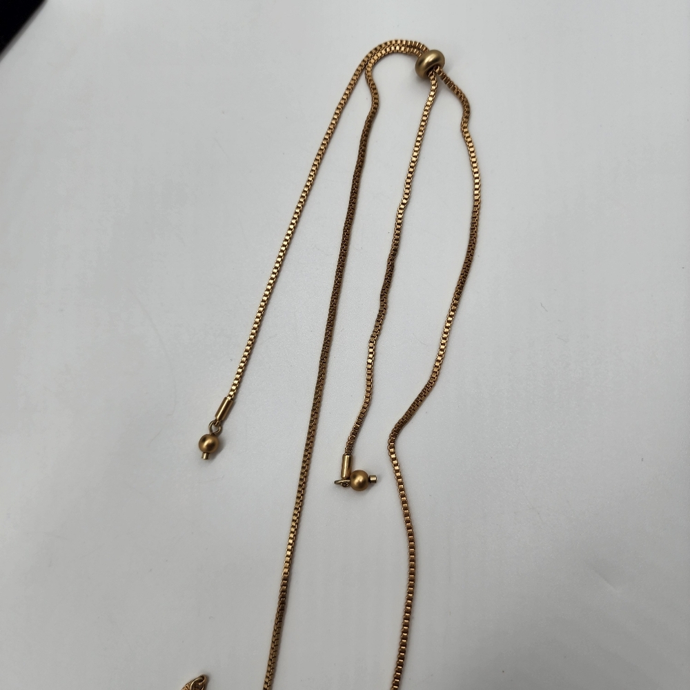 Chico's Convertible Goldtone Initial 'A' Necklace NWT‎ - Picture 4 of 6